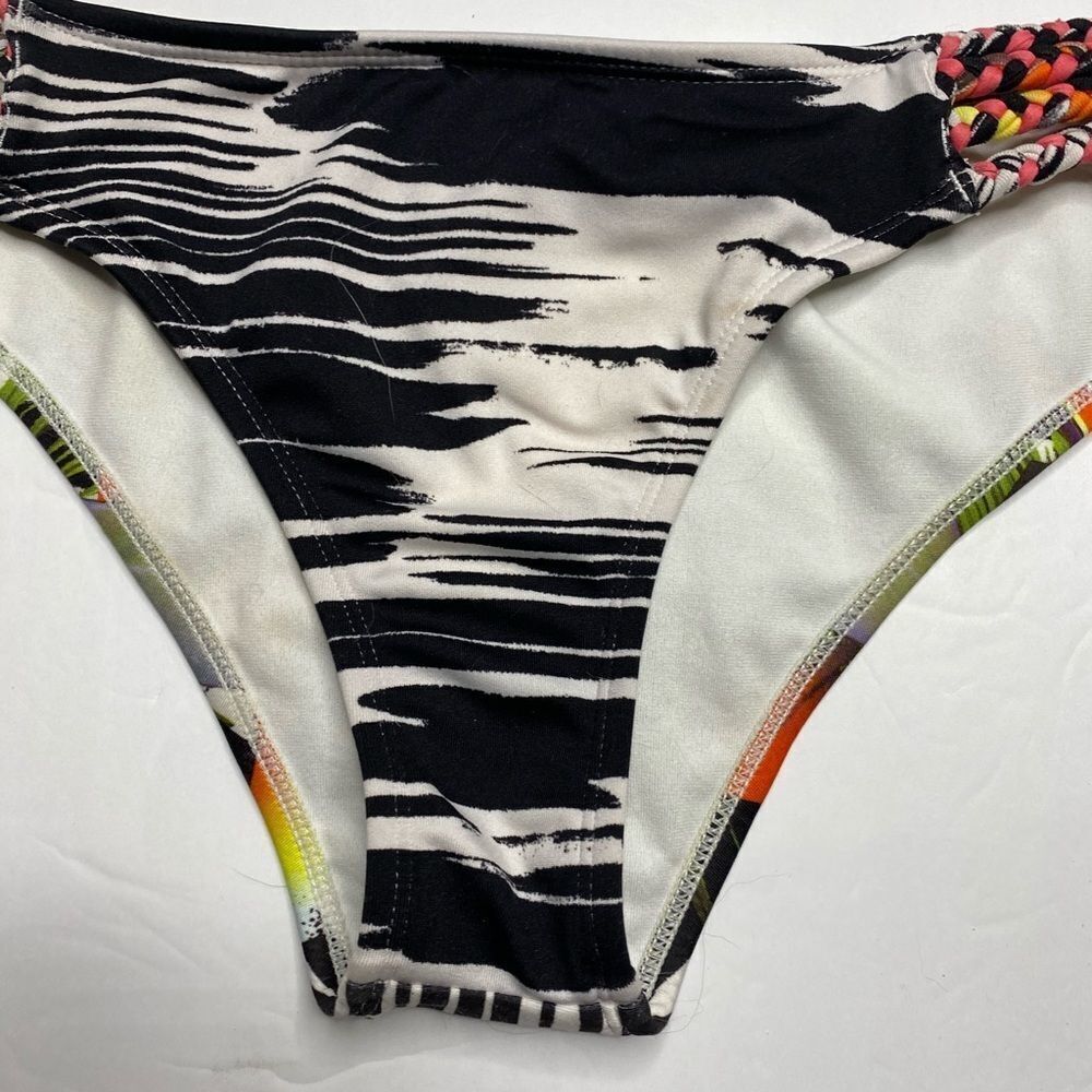 Bikini Bottom With Braided Trim - Picture 3 of 6